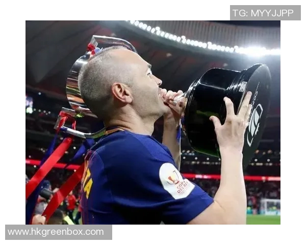 世界足球传奇巨星退役时刻大盘点见证辉煌谢幕瞬间