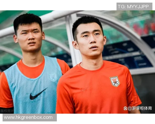 中国足球姓季的球星崛起与发展之路解析 中国足球姓季的球星崛起与发展之路解析